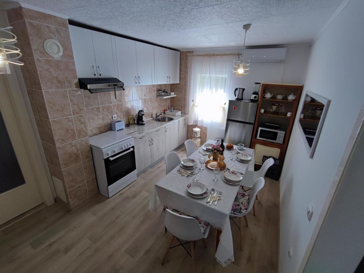Apartment Barba View Kotor Exterior photo